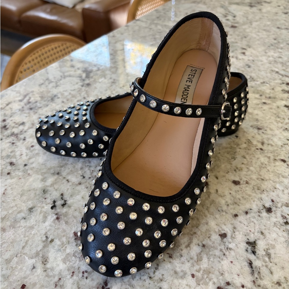 Steve Madden Vinetta Black Studded Mary Jane Flats